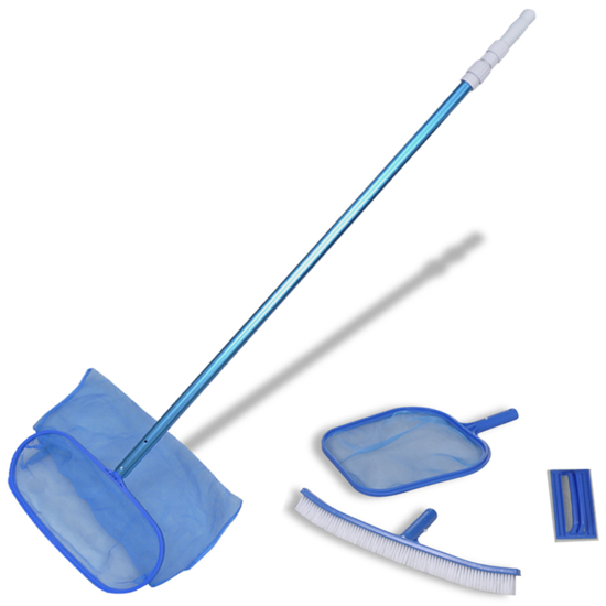 leaf skimmer with wheels and brushes